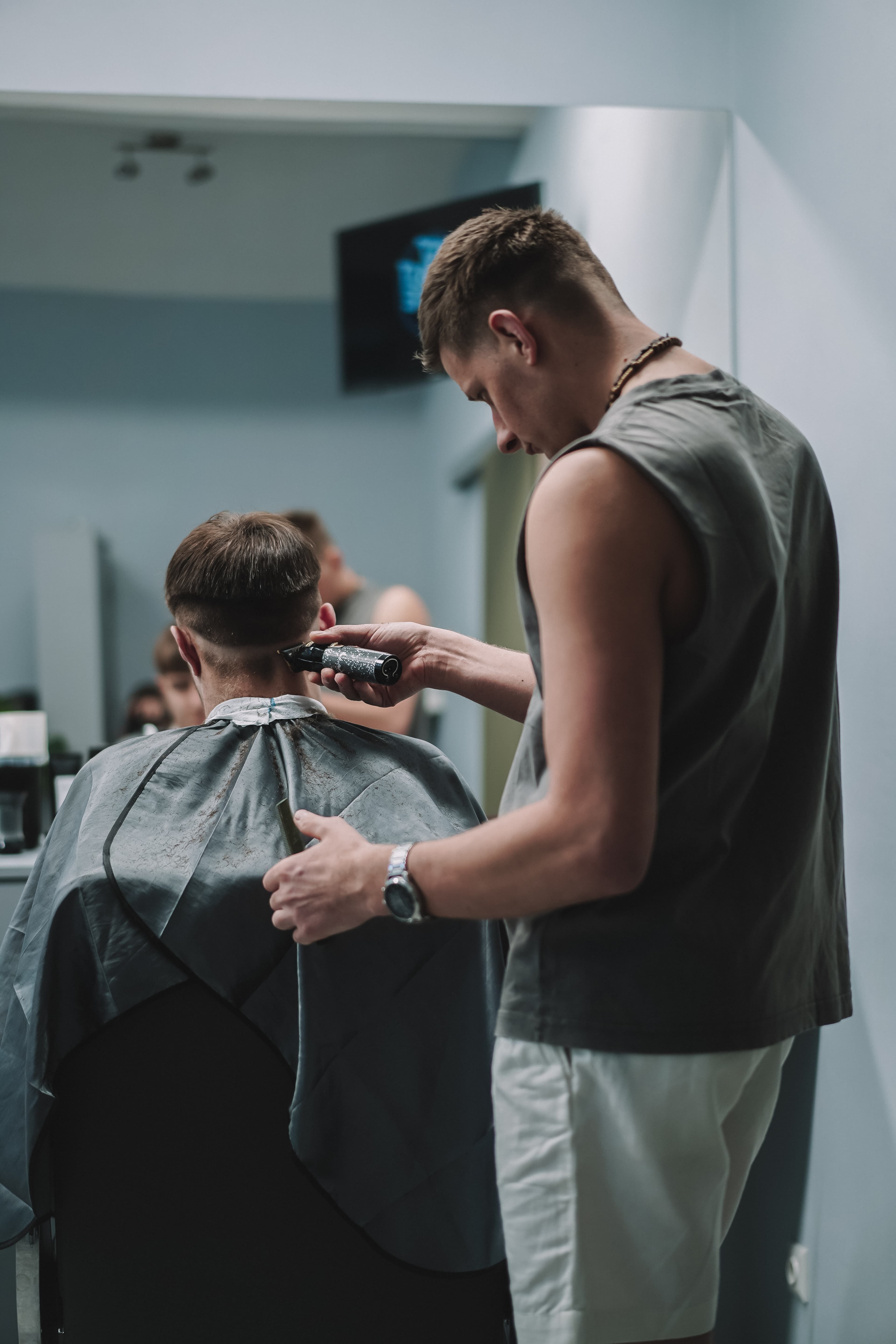 Men's haircut at Flash Barbershop Prague — beard styling